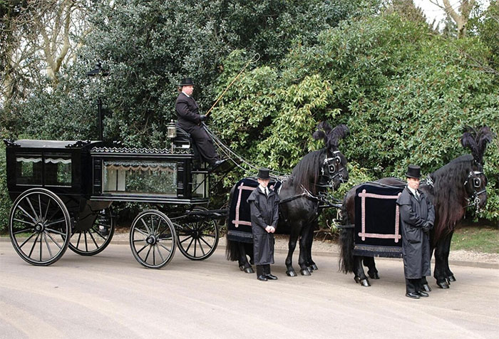 Funeral Transport - Shillibeer
